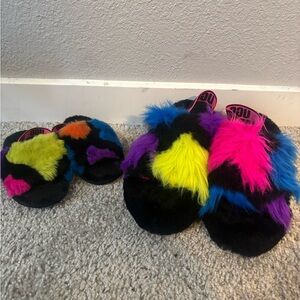 Mommy and me Colorful Furry Slippers women’s size 8 toddlers 10c